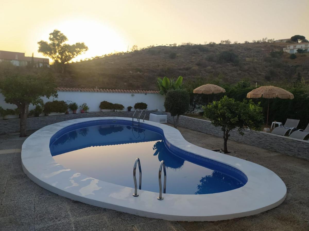 Villa Candela En Benajarafe Piscina Privada Exterior photo
